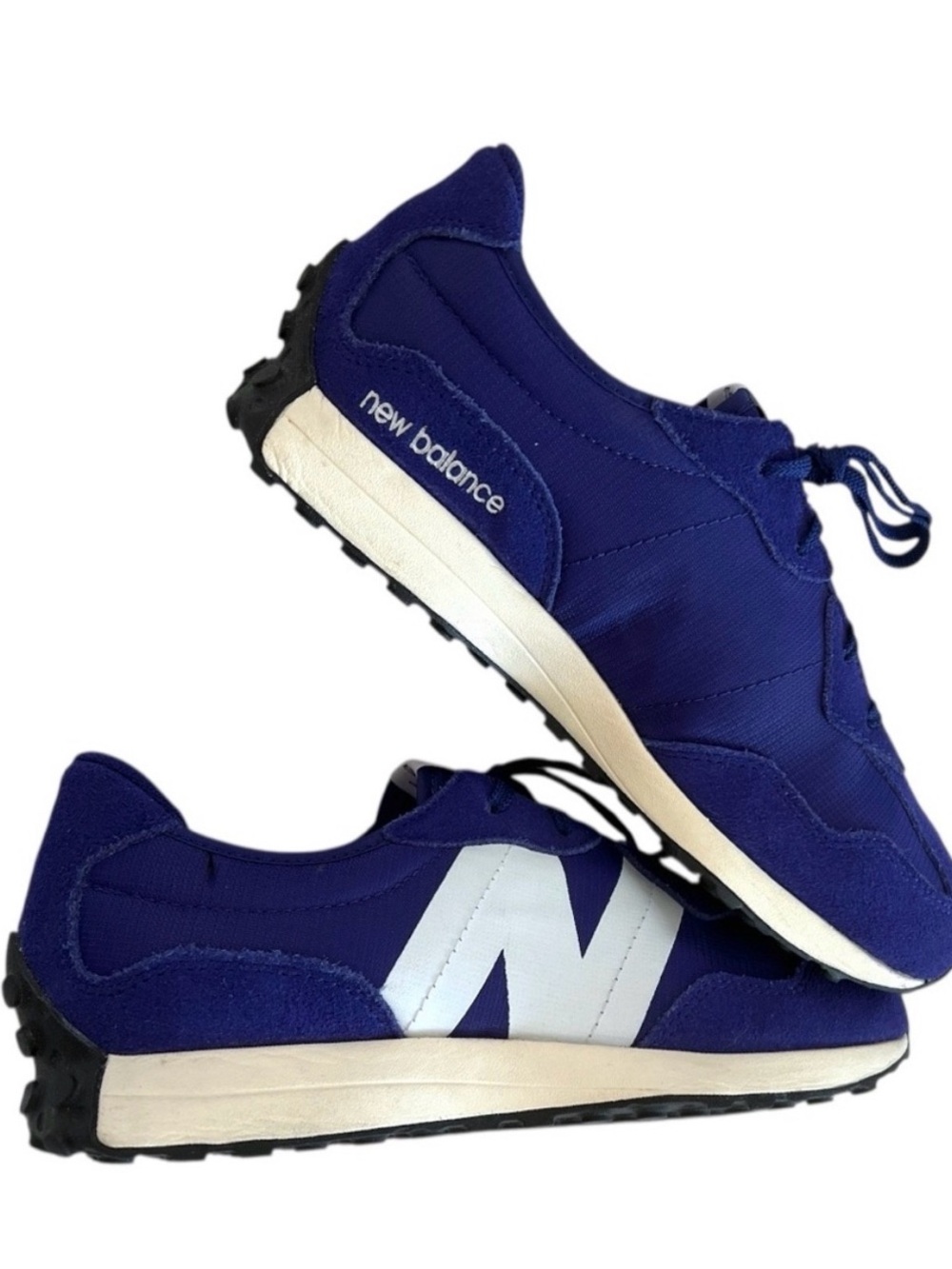 New Balance 327 Victory Blue White 2022’ Sneaker 
Size 7 US (Men) / 8.5 (Women)